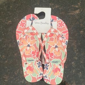 Vera Bradley Flip Flips 7/8 never worn